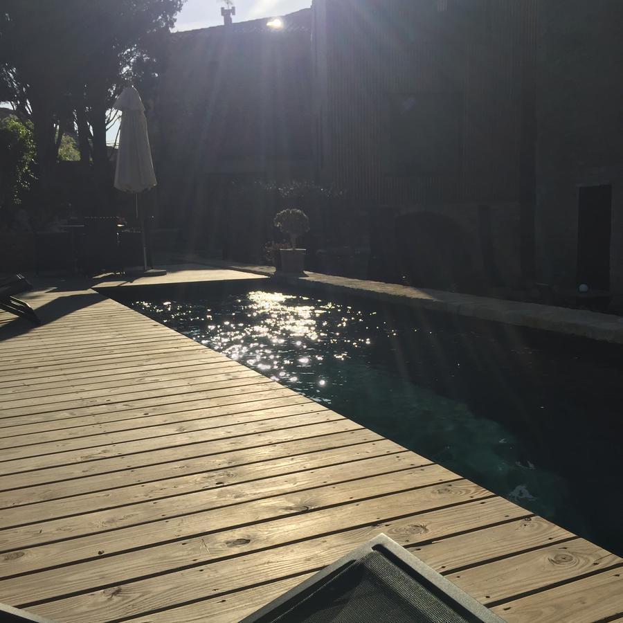 Tour Sarrazine De Montaren Bed & Breakfast Exterior photo