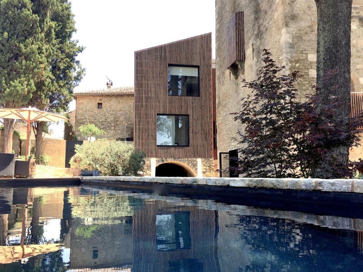 Tour Sarrazine De Montaren Bed & Breakfast Exterior photo